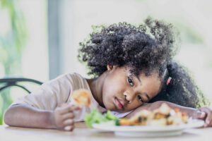Transtorno Alimentar na Infância e Adolescência: Como Prevenir Sua Criança
